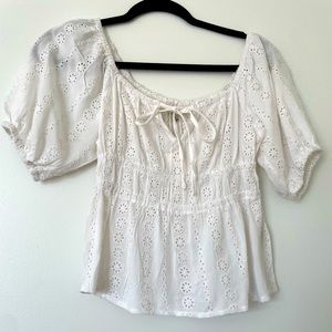 Babydoll blouse. White.